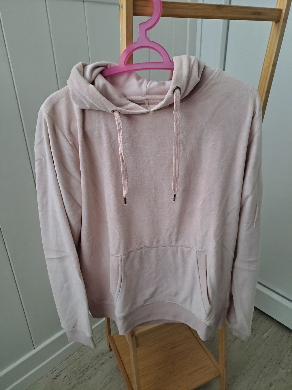 Pullover & Sweatshirts: Pullover mit Kapuze Samt Rosa Gr. L – Gebraucht aus Rickenbach LU von bishiida
