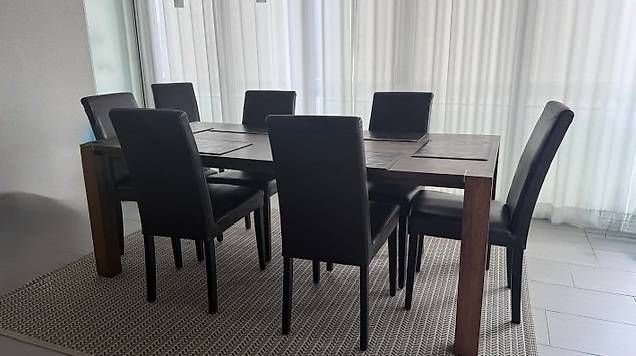 Tavoli: Esstisch 95 x 200 cm mit 7 Stühlen – Usato da Hünenberg See venduto da Burak74