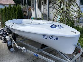420er Jolle / Segelboot auf Strassentrailer mit Slipfunktion