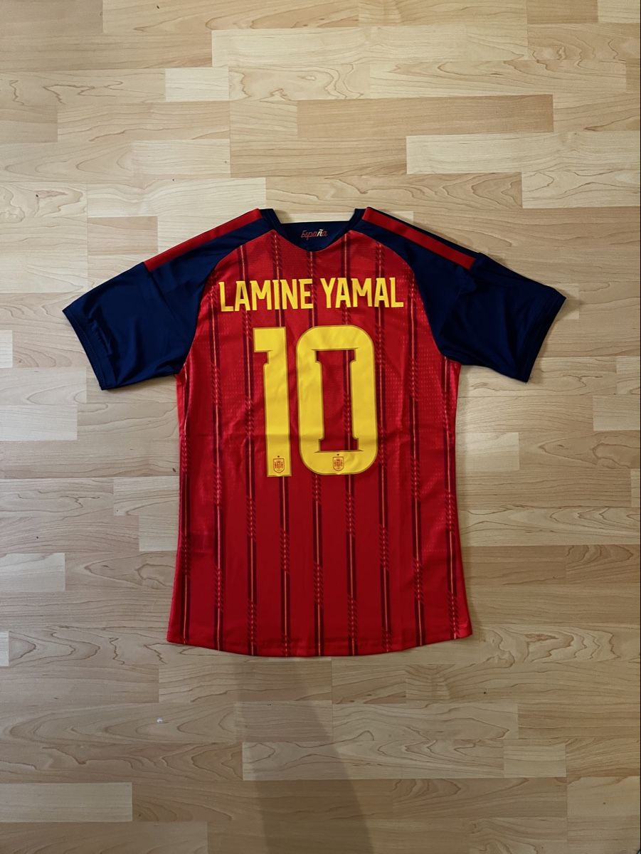 Adidas Maillots de corps & Pantalons: Spain Jersey 2026 Lamine Yamal – Neuf avec emballage d'origine à Estavayer-le-Lac par math_c5kc