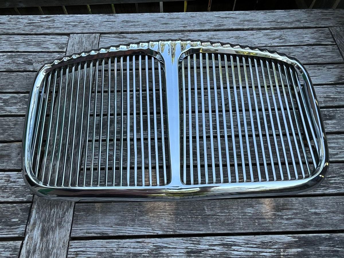 Daimler Alle Autoersatzteile: Daimler Oldtimer Kühlergrill – Gebraucht aus Wiesenberg von swissantik 5