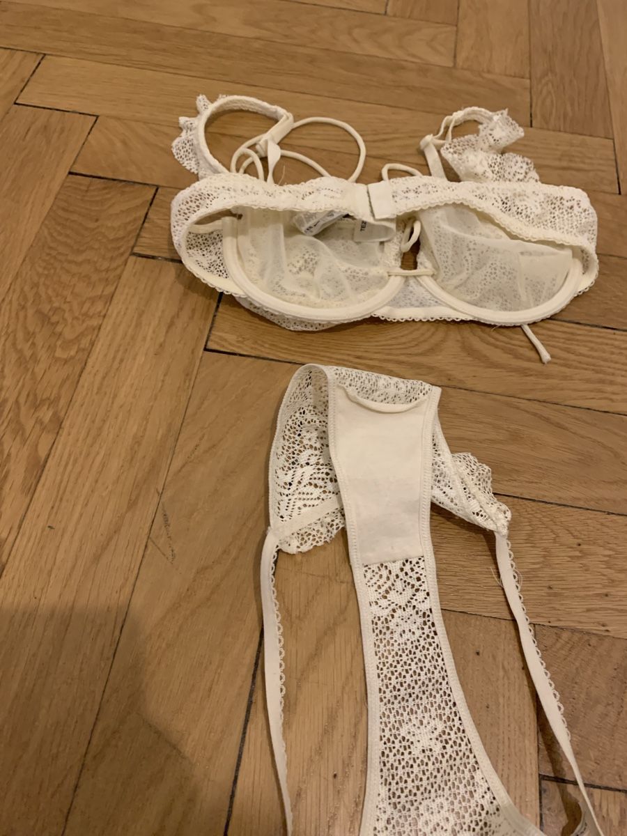 Tezenis Altra biancheria intima: Ensemble en dentelle jaune beurre tezenis  – Nuovo e nell'imballaggio originale da Genève venduto da rez_c6c6 8