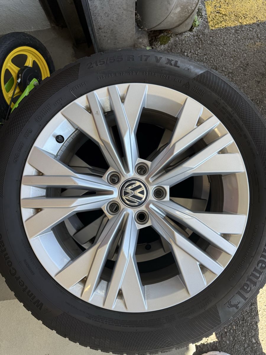 Pneumatici & Ruote complete: VW Winter Kompletträder – Usato da Uster venduto da Louec 1