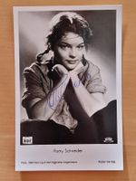 Romy Schneider, Original Autogramm auf Postkarte in s/w