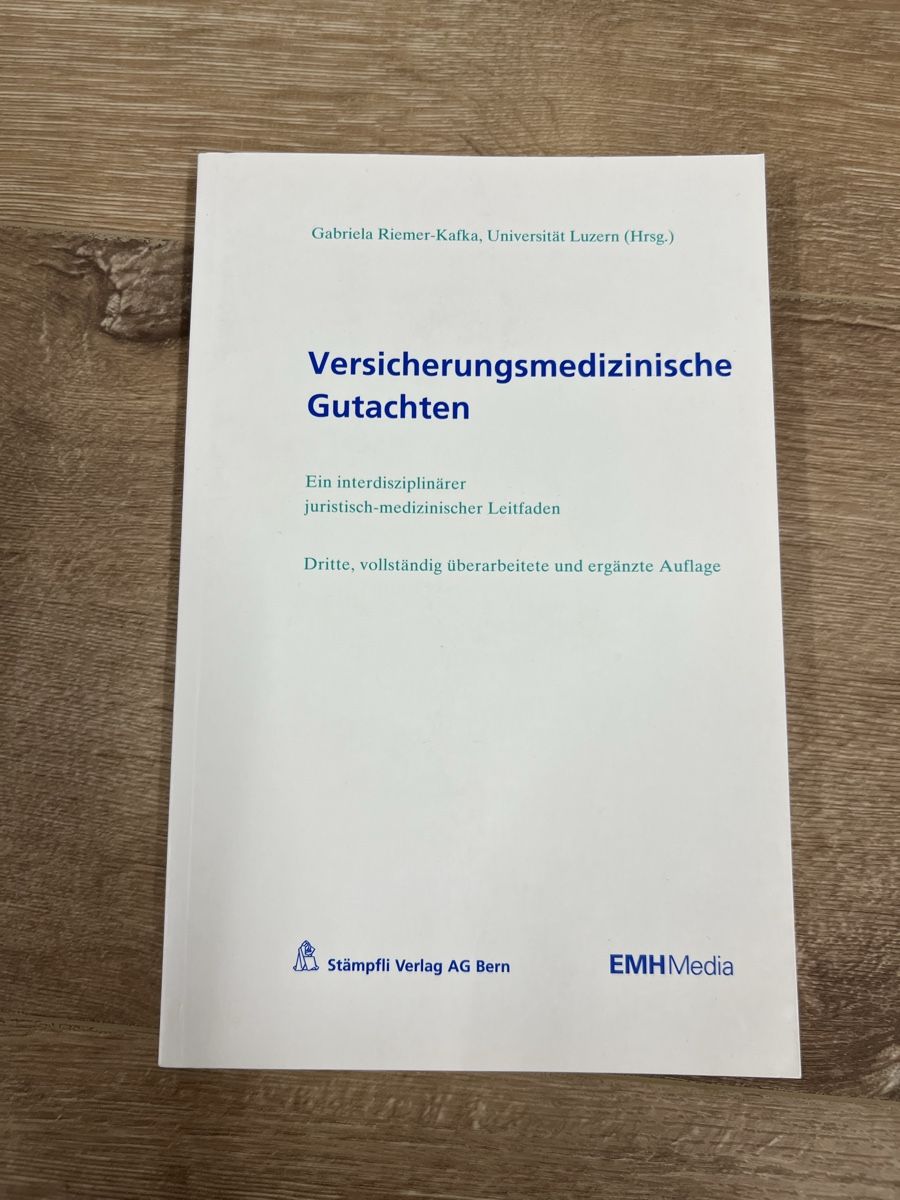 Libri: Versicherungsmedizinische Gutachten – Usato da Bottmingen venduto da lin_5hf8