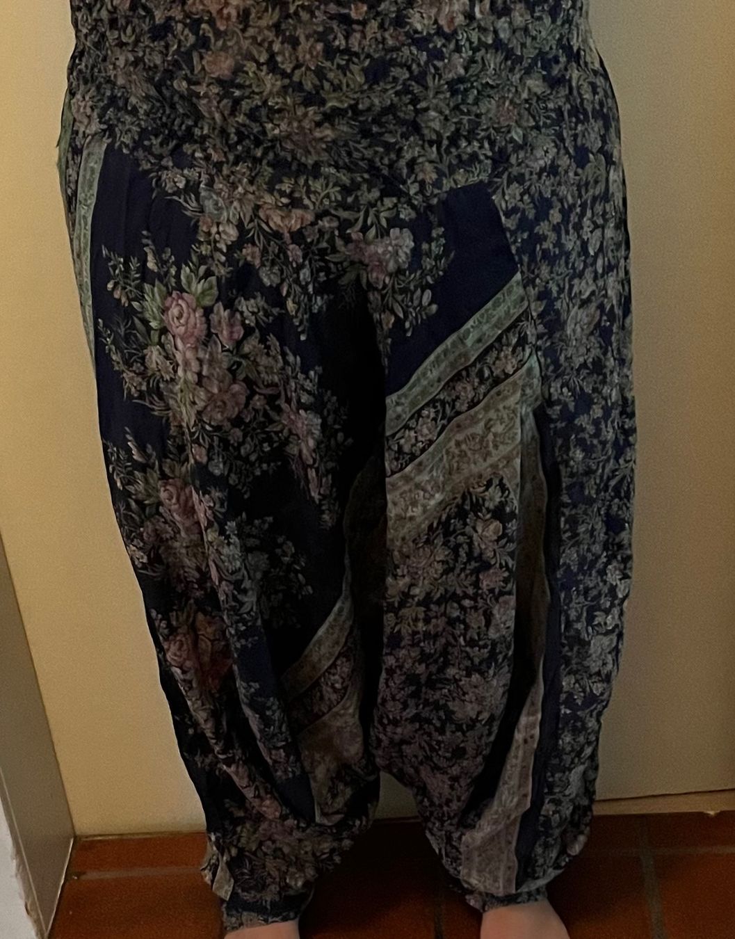 Pantaloni: Hose Sommerhose gr 36 – Difettoso da Gwatt (Thun) venduto da Letzte-Chance-III 1
