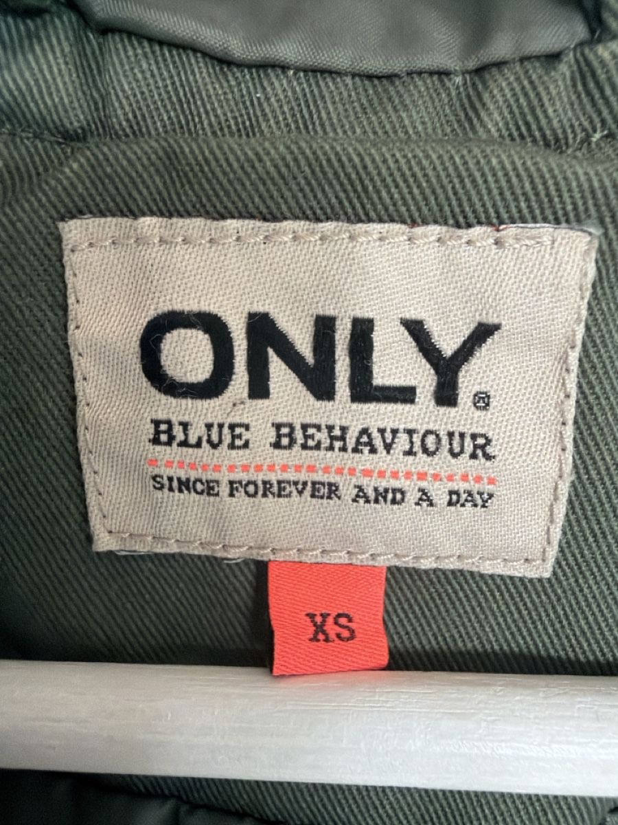 Only Jacken: Only Cotton Jacket – Gebraucht aus Bernex von Michuwil 2