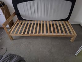 IKEA Bett Kiefer 90x200 (ohne Matratze)