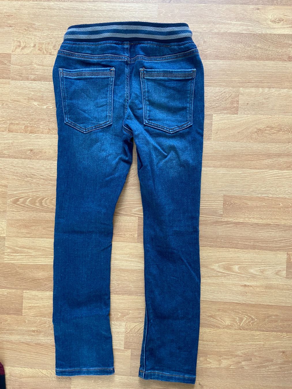 Lotti & Set di vestiti: Tolles Kleiderset Junge, Gr. 134 – Usato da Ehrendingen venduto da CalvineT 4