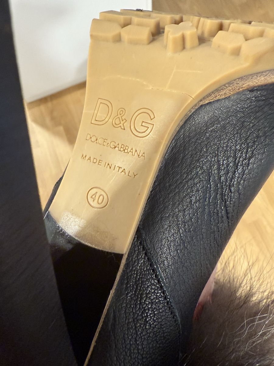 Dolce & Gabbana Scarpe da donna: Dolce & Gabbana Damenstiefel – Usato da Ins venduto da Loollaa 2