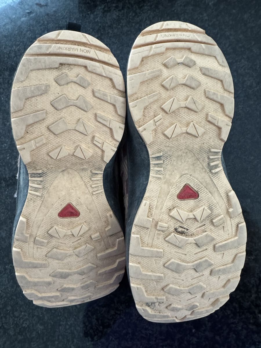 Salomon Schuhe für Mädchen: Trekkingschuhe Gr.37 – Gebraucht aus Lengnau AG von Soleil78 1