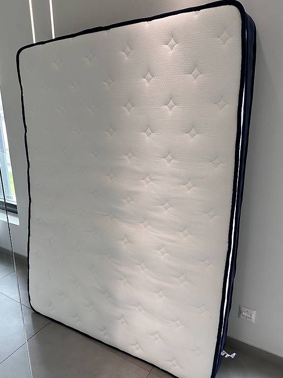 Materassi: Matelas et sommier métal  – Usato da Noville venduto da jga_9lk5