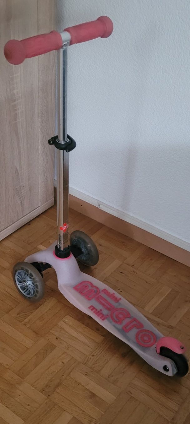 Micro Kickboard: Trottinette Micro Mini Deluxe LED – Neu (gemäss Beschreibung) aus Vevey von obi_n8zc 1