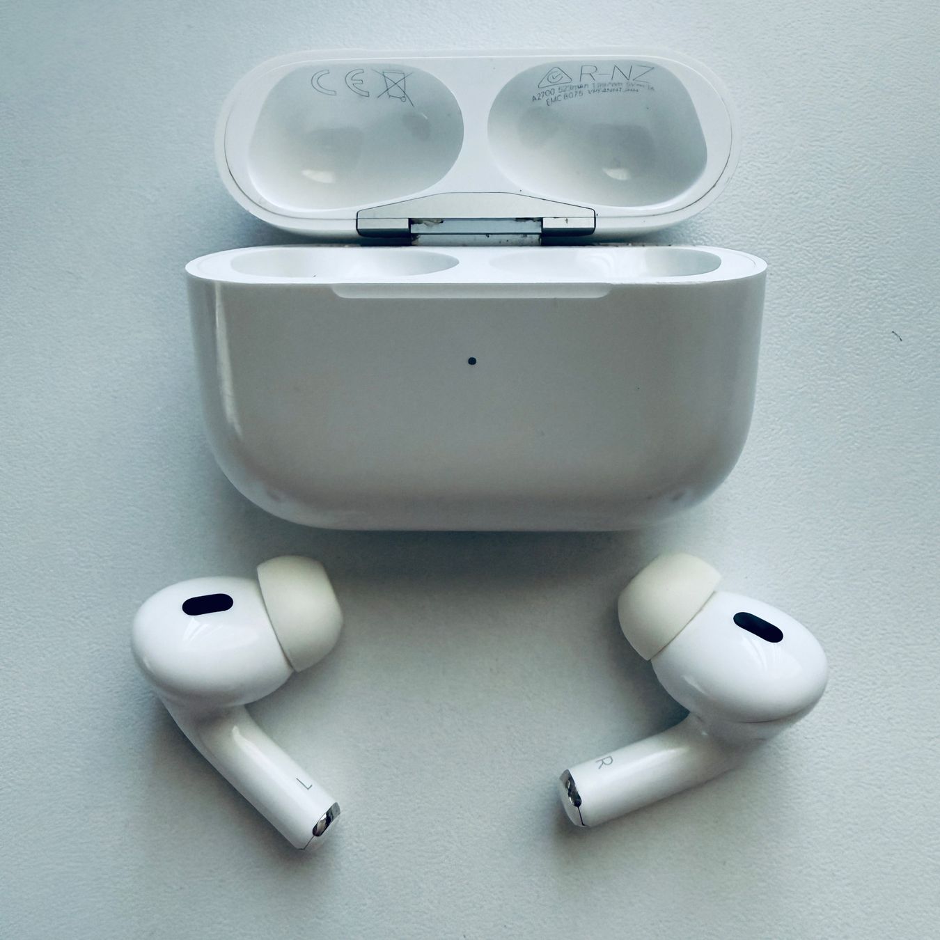 Apple Cuffie: Original Apple AirPods Pro 2, Lightning auf USB-C Kabel – Usato da Basel venduto da MY.AIRPODS.SHOP 1