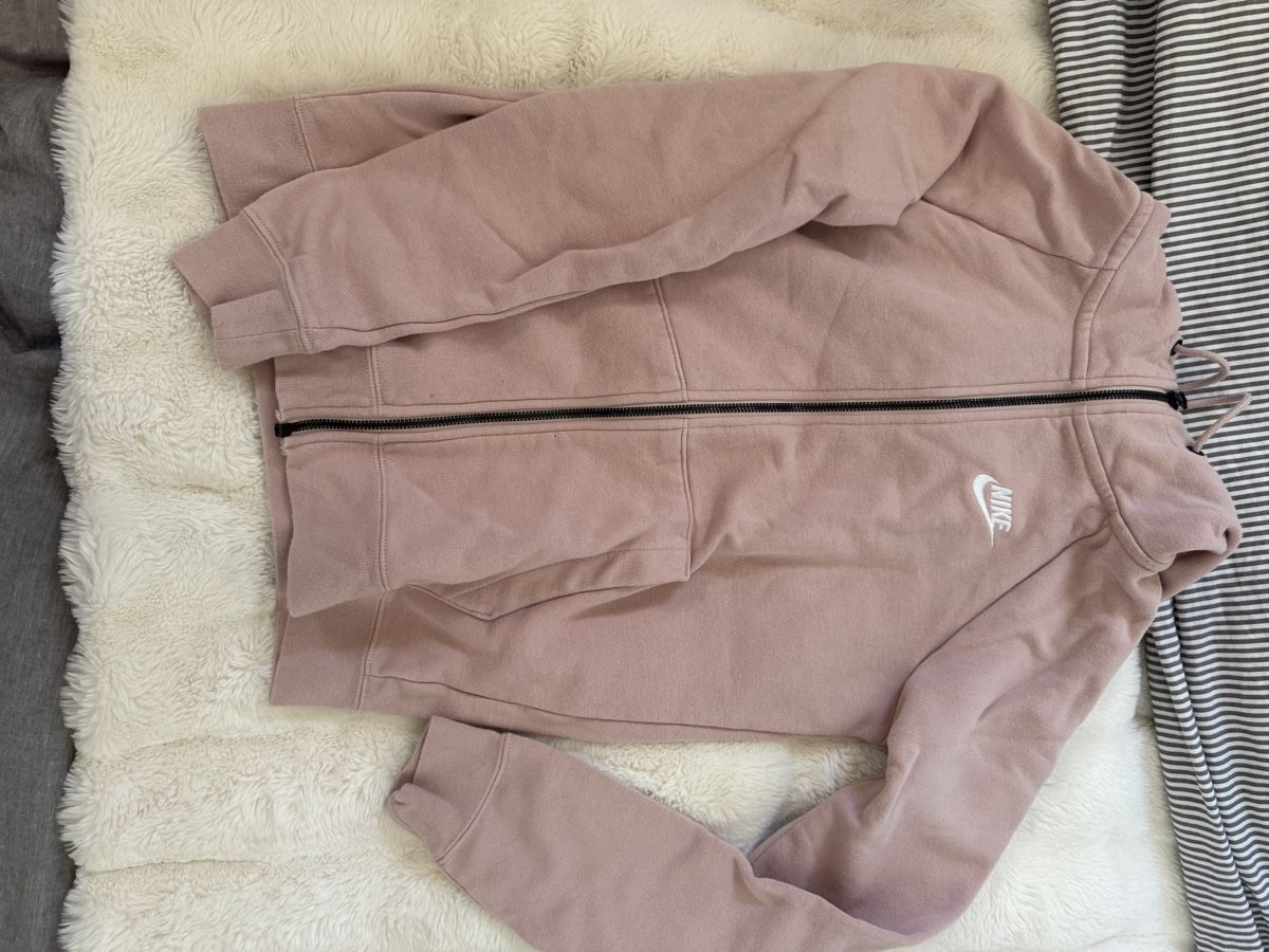 Nike Vestes: Rosa Nike Jacke – D'occasion à Trimmis par moonsoon1421 1