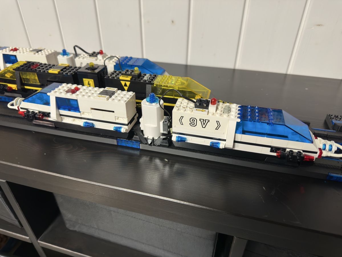 Lego Spielzeuge: LEGO Space Monorail Sammlung  – Gebraucht aus Recherswil von Geruempel 4