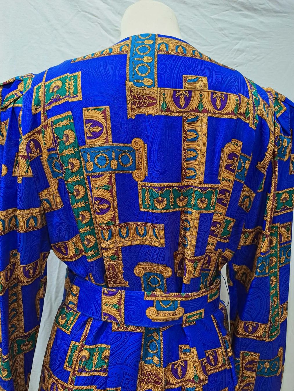 Vestiti: Robe ADRIANNA PAPELL – Usato da La Chaux-de-Fonds venduto da Emmaus2300CDF 5