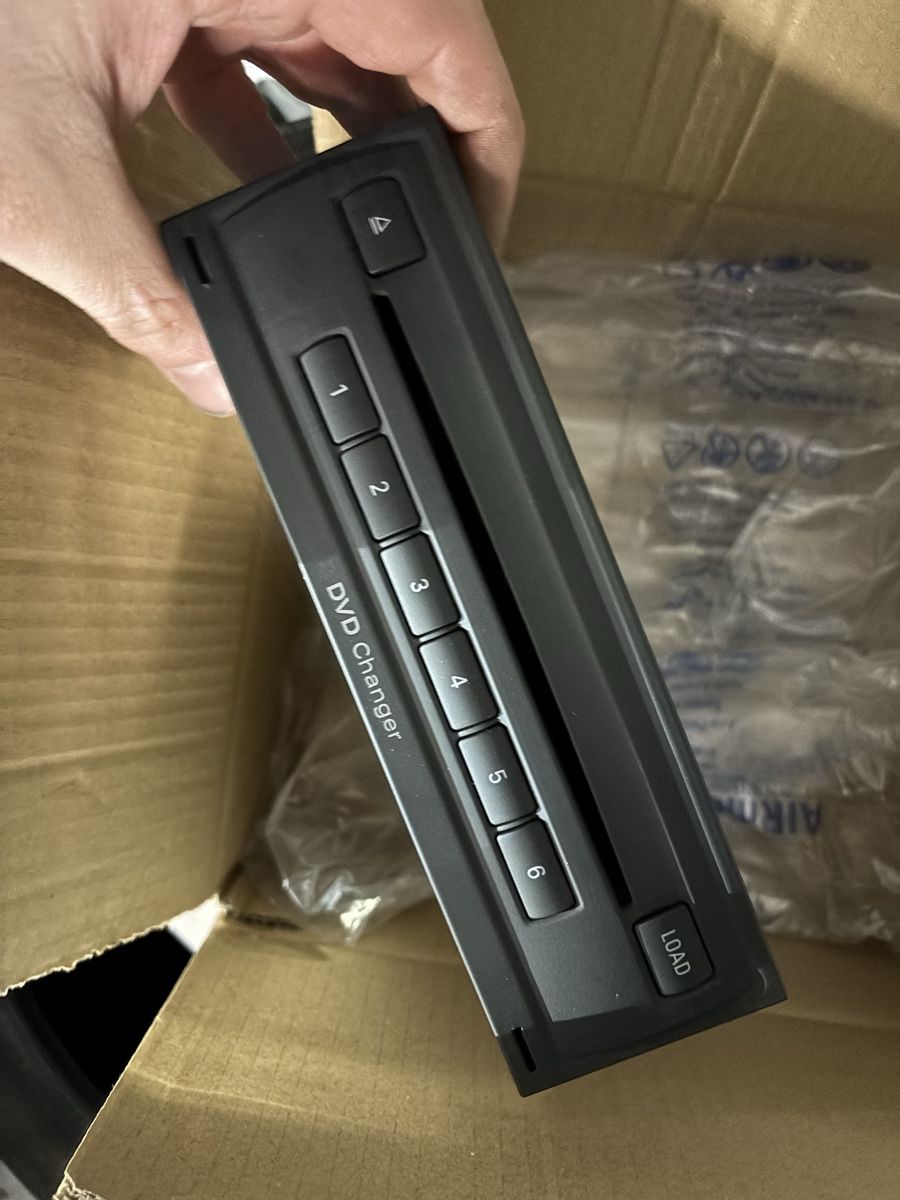 Componenti elettronici: Audi CD Wechsler 4M1035108 – Usato da Rudolfstetten venduto da Maurivv 1