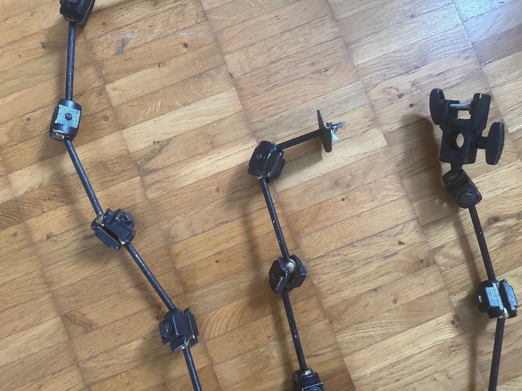 Wandhalterungen: Macic Arms variable Gelenke – Gebraucht aus Köniz von Infresh8