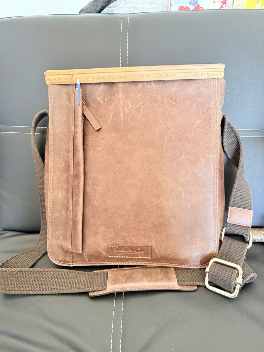 Altro in  Abbigliamento & Accessori: Brown Leather Messenger Bag Good Condition 40cm – Usato da Villars-sur-Glâne venduto da ext_5h55 1