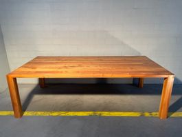 Neue Restaurierte, Nussbaum Massiv Tisch, 240 X 117 cm