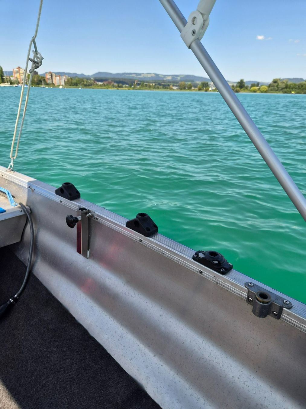 Linder Bateaux: Linder 440 inkl. Trailer, Echolot, Fischerstuhl und Zubehör – D'occasion à Steinhausen par Adamster 8