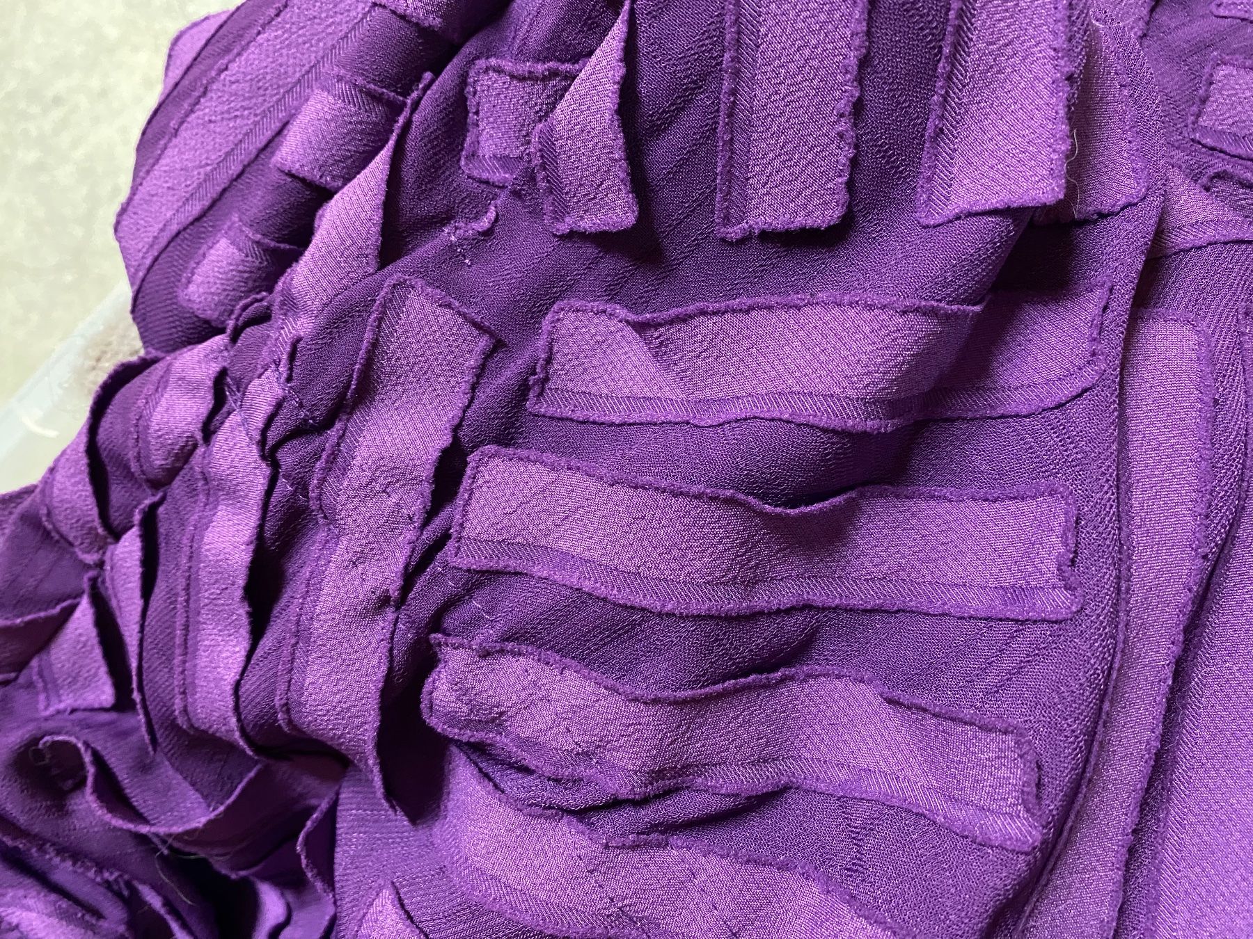 Riani Robes: Neu Kleid Riani, g. 36, 400 CHF – Neuf avec emballage d'origine à Zürich par ZuriShrek 7