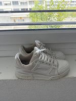 Louis Vuitton Trainer weiss