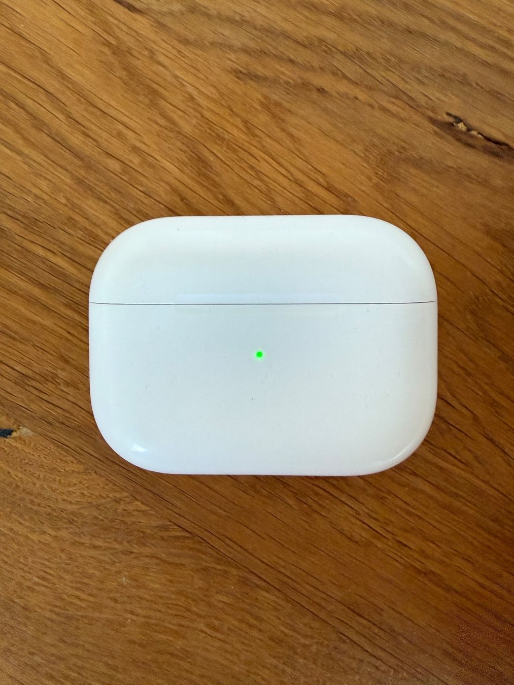 Apple Cuffie: APPLE AirPods Pro 2 Charging Case – Usato da Lausanne venduto da Nine1982 4