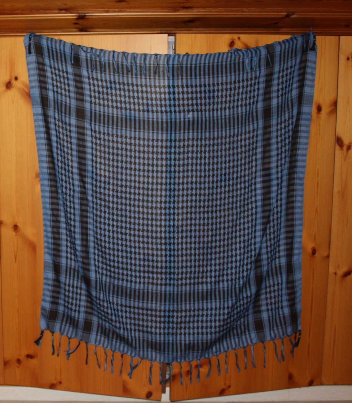 Foulard & Sciarpe: Schal Tuch blau - schwarz – Usato da Flüelen venduto da Diversicum-Textil 1