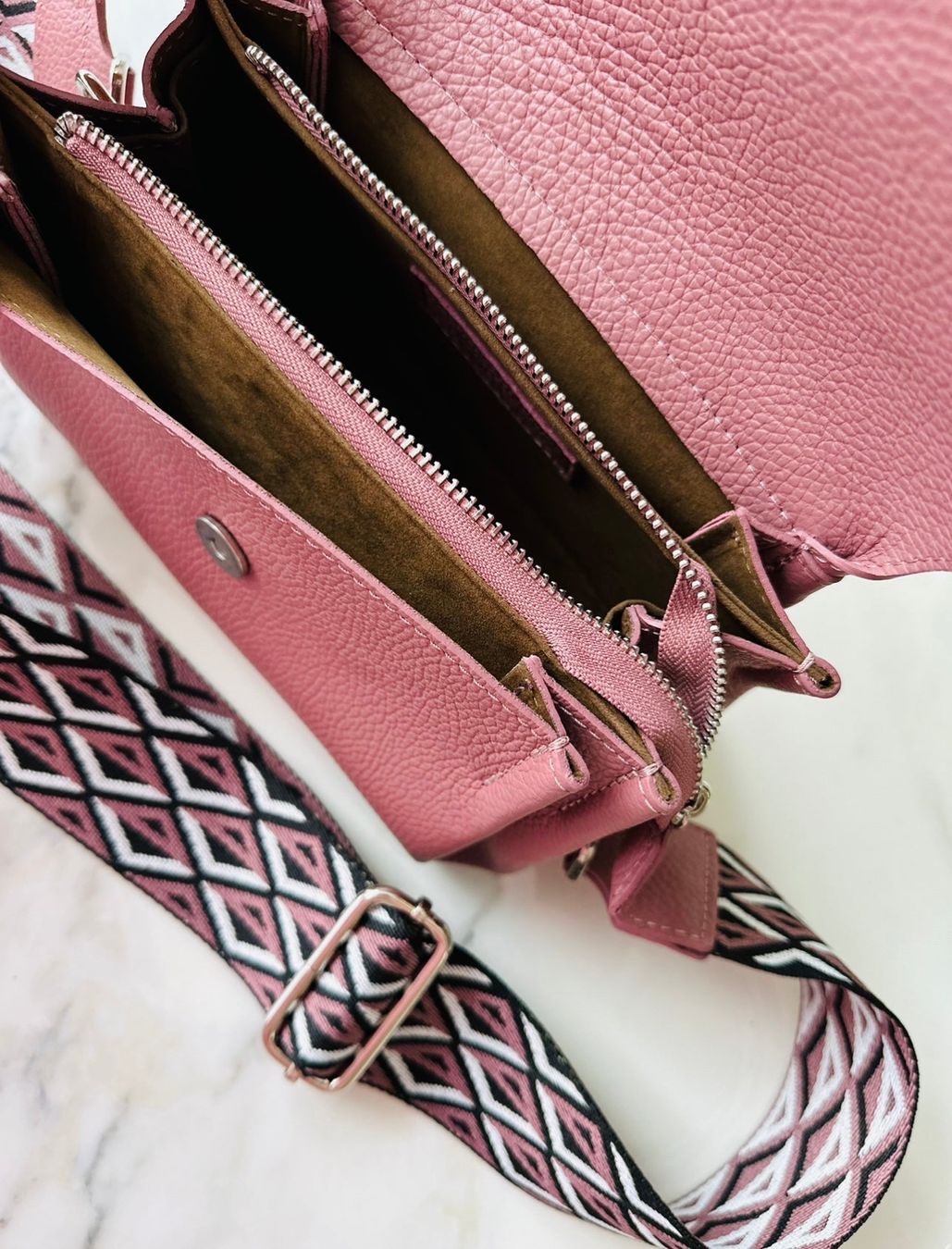 Borse da donna: Envelope "Rosa" – Nuovo e nell'imballaggio originale da Bülach venduto da duffy_fashion_avenue 1