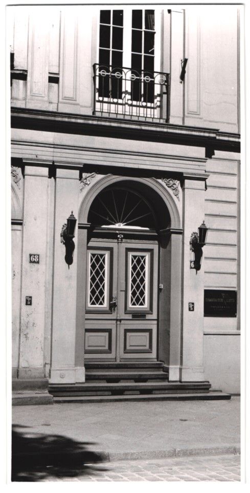 Fotografie & Manifesti: Fotografie Hamburg-Altona, Eingangsporta – Usato da Berlin venduto da bartko-reher