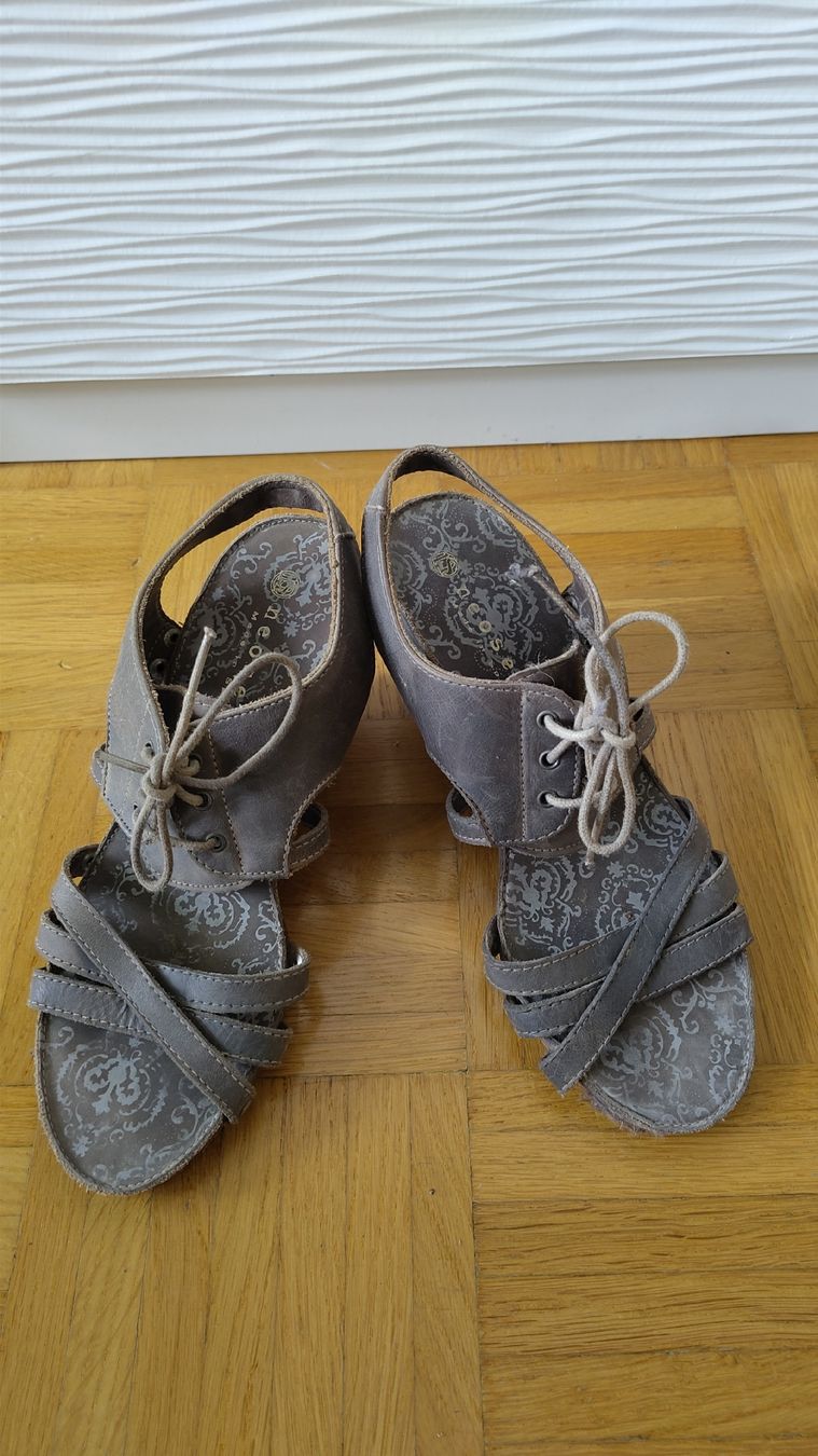 Neosens Scarpe da donna: neosens grösse 38 – Usato da Biel/Bienne venduto da fado03