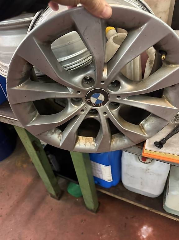 Cerchioni: Felgen BMW X1 – Usato da Marbach Sg venduto da GarageFreund 4