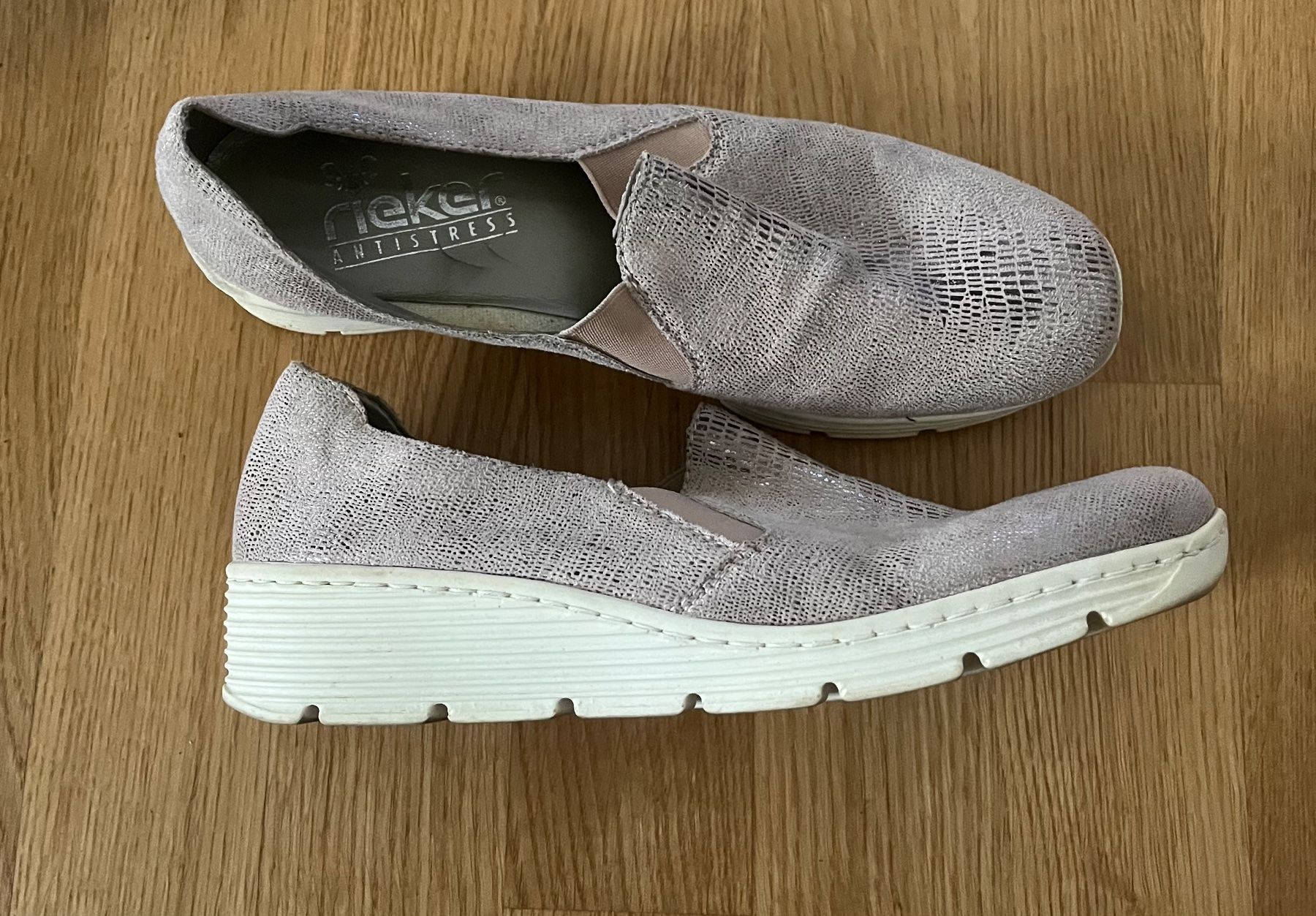 Rieker Scarpe da donna: Halbschuh Rieker rosa Gr. 40 – Usato da Winterthur venduto da Ste_Uho 1