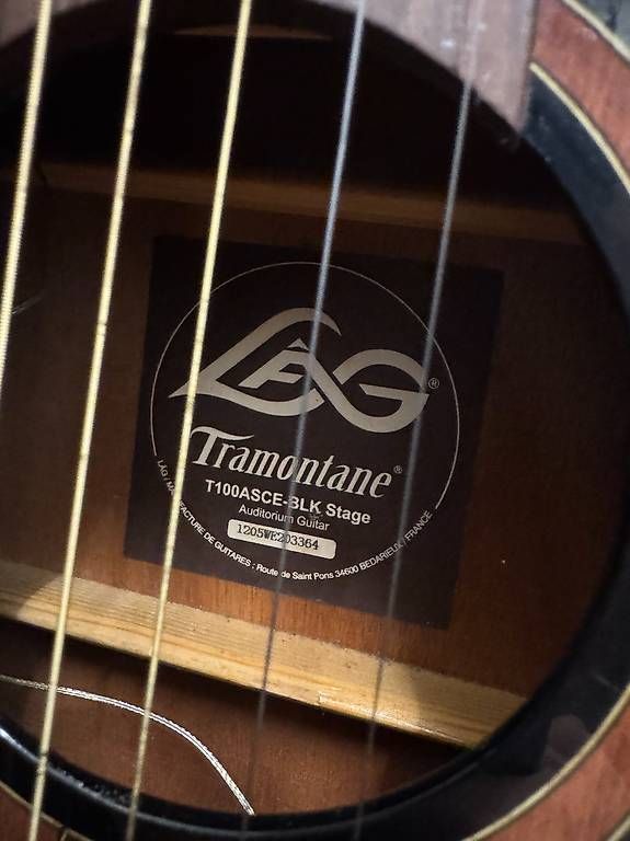 Strumenti musicali: Akustik Gitarre mit Tonabnehmer – Usato da Embrach venduto da CarlosTF 4