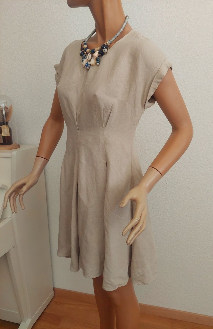 Max Mara Kleider: Robe d'été lin beige, élégante, confortable Max&Co Taille M – Gebraucht aus Genève von a_t_g5kq 1