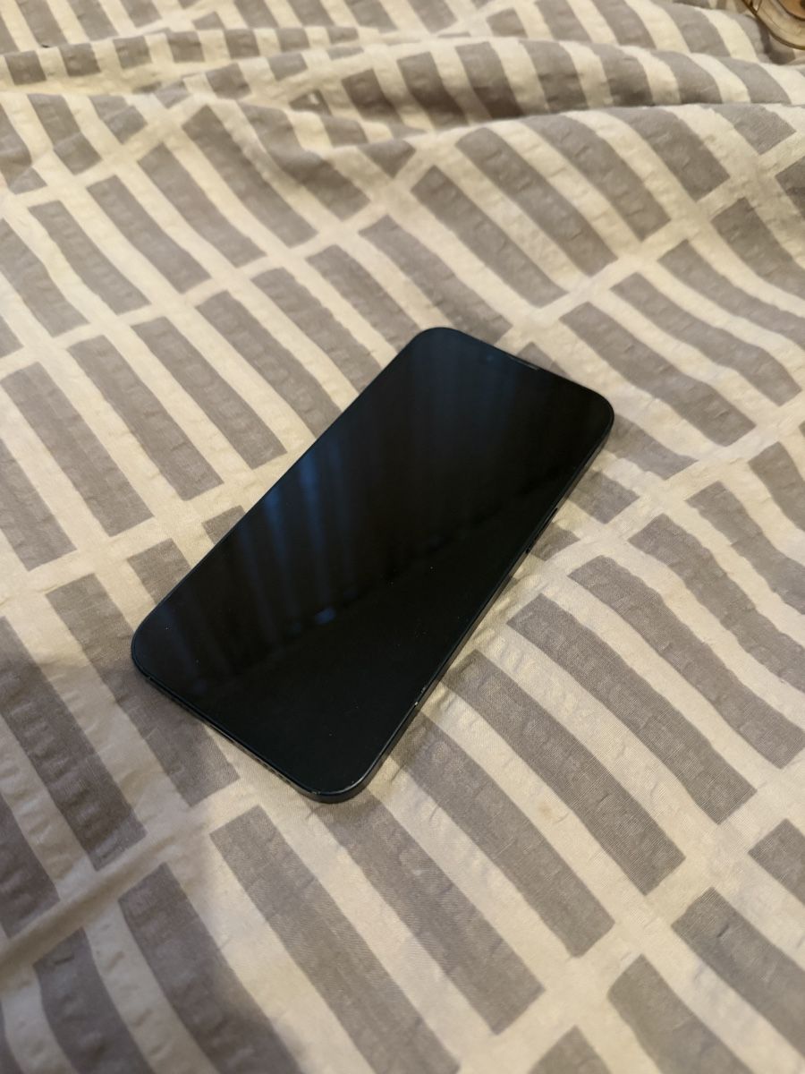 Apple Telefoni cellulari / Smartphones: iPhone 13 128Go noir – Usato da Nyon venduto da lio_5n8l 1