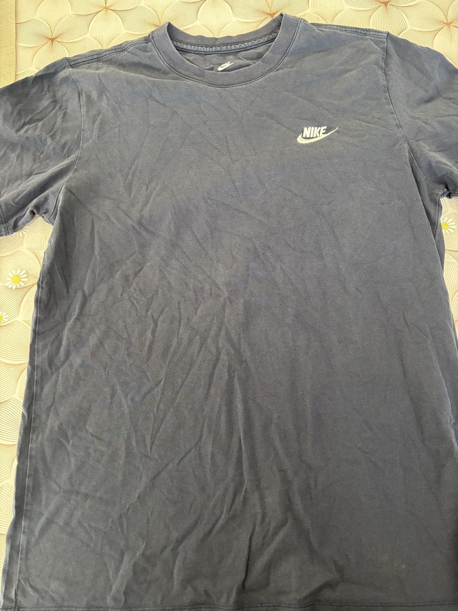Nike T-shirt: T-shirt  – Nuovo (secondo la descrizione) da Monthey venduto da mon_sgm8