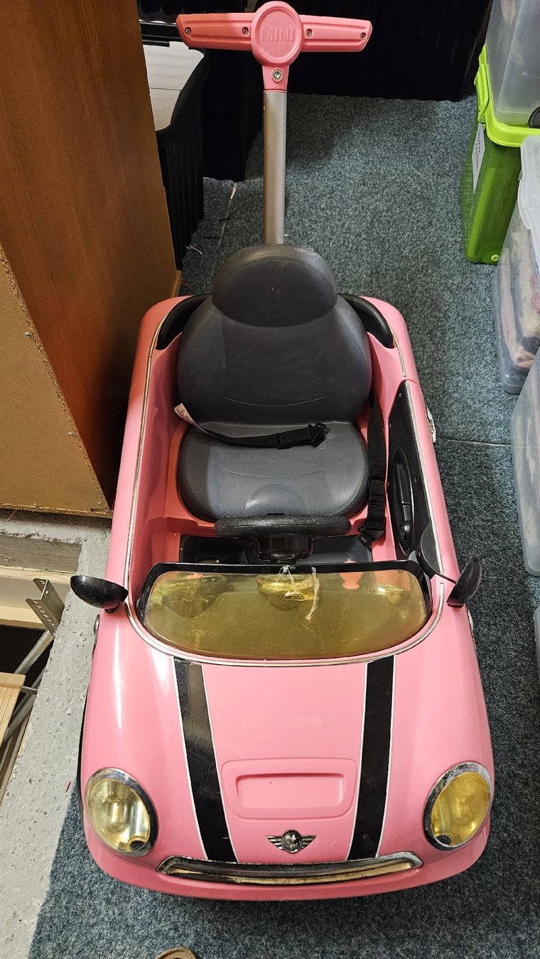 Fahrzeuge für Kinder: Mini Kleinkind Auto – Gebraucht aus Rikon im Tösstal von fragolina40