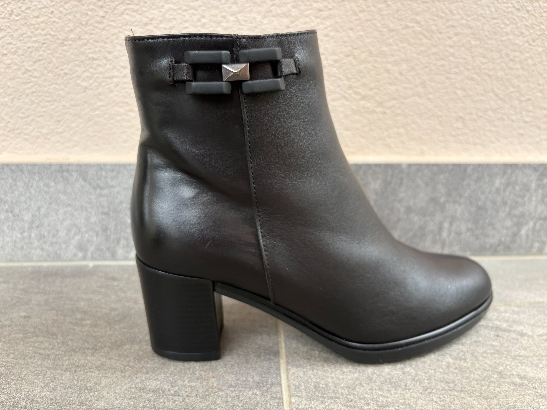 Damenschuhe: Stiefeletten von Soffice Sogno, echt Leder – Neu und originalverpackt aus Contra von Oly_93 1