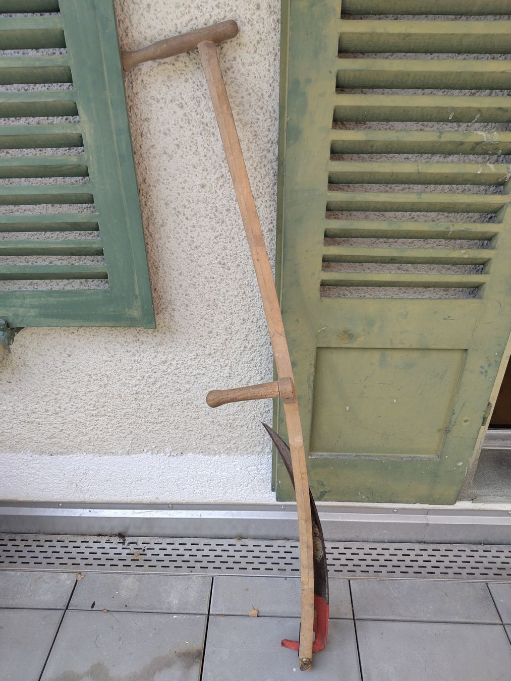 Alle Werkzeuge: Sense mit 60cm Klinge – Gebraucht aus Langnau i. E. von antrik 5