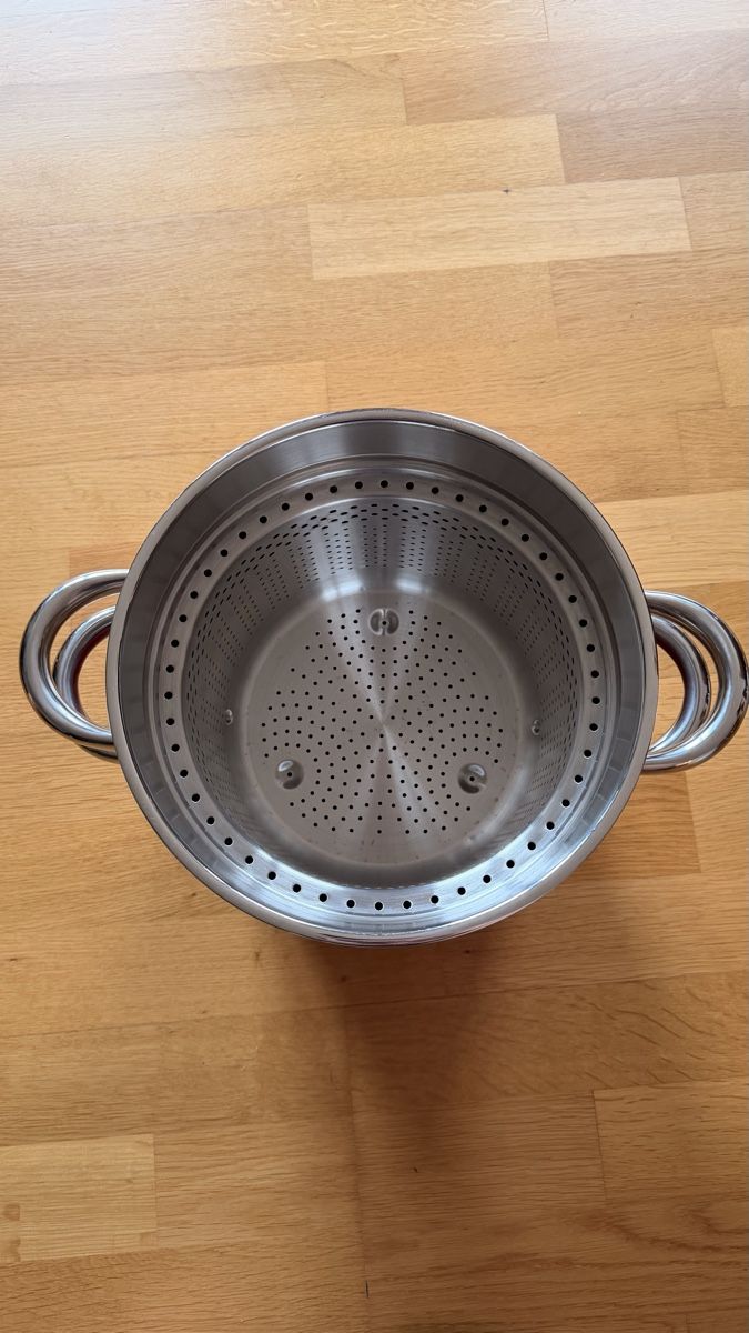 Casseroles: Silit Topf mit Sieb – D'occasion à Uster par GTSpeed 8