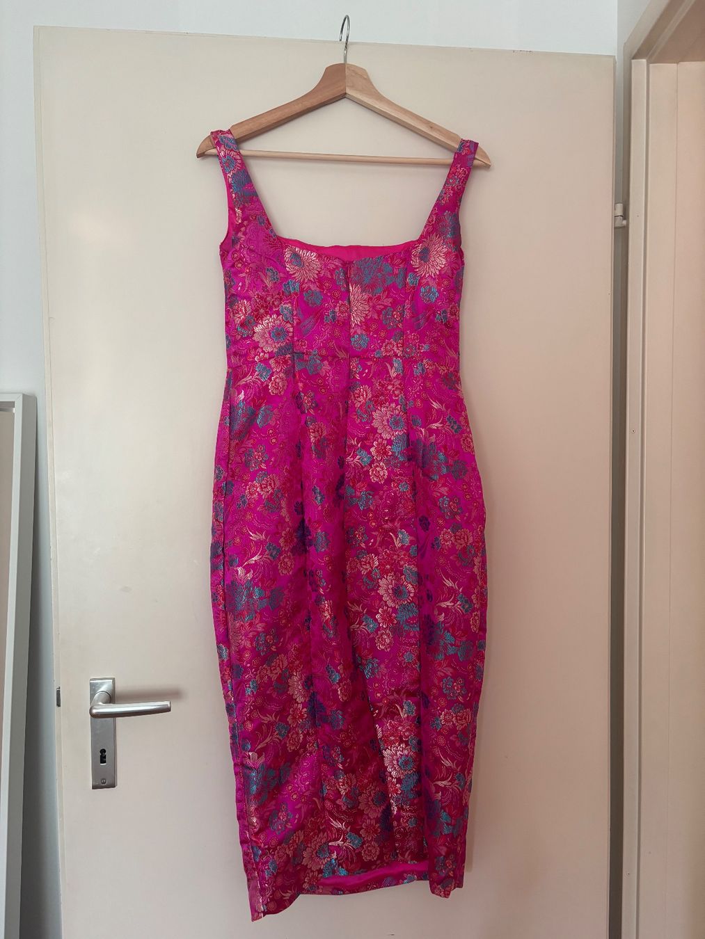 Vestiti: Classy cocktail dress – Nuovo (secondo la descrizione) da Lugano venduto da mad_5zjs