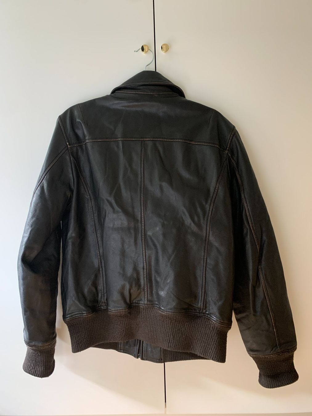 Vestes: Strellson Swiss Cross Lederjacke, Grösse M – D'occasion à Zürich par lor_s6l8 1