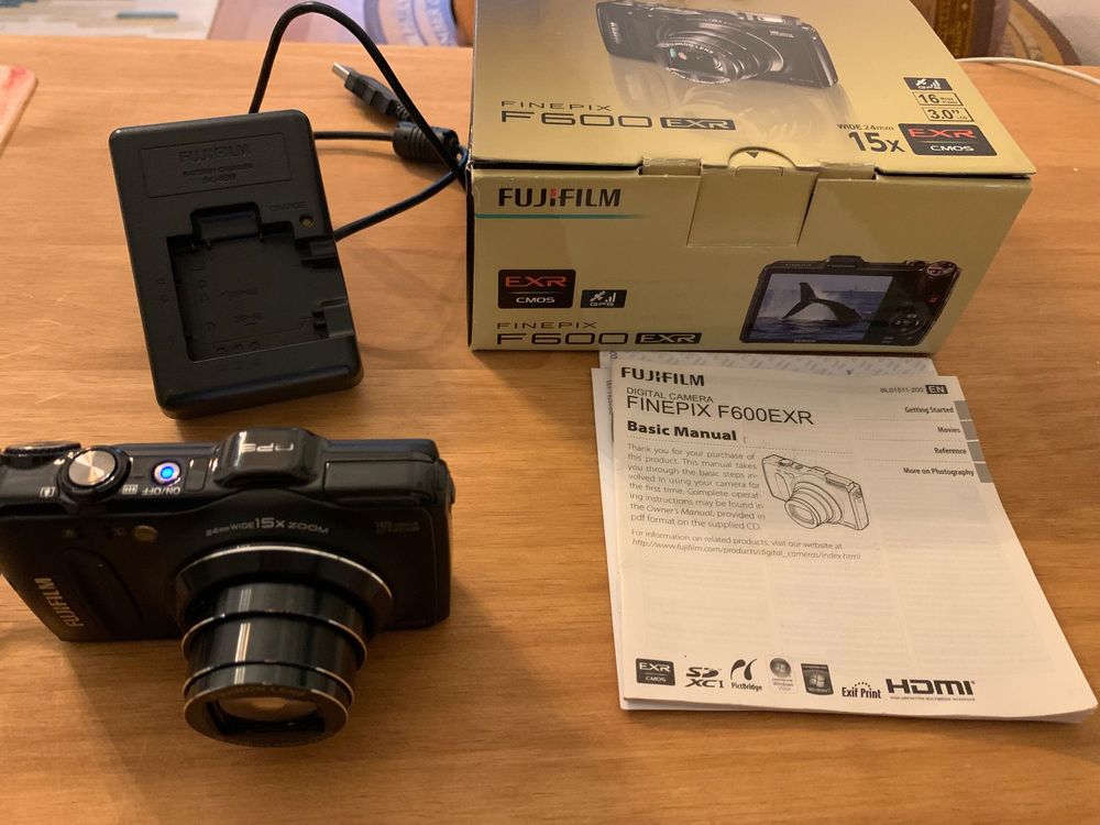 Appareil Photo Numérique Fujifilm FinePix F600EXR 16 MP Zoom X15 – Occasion TBE