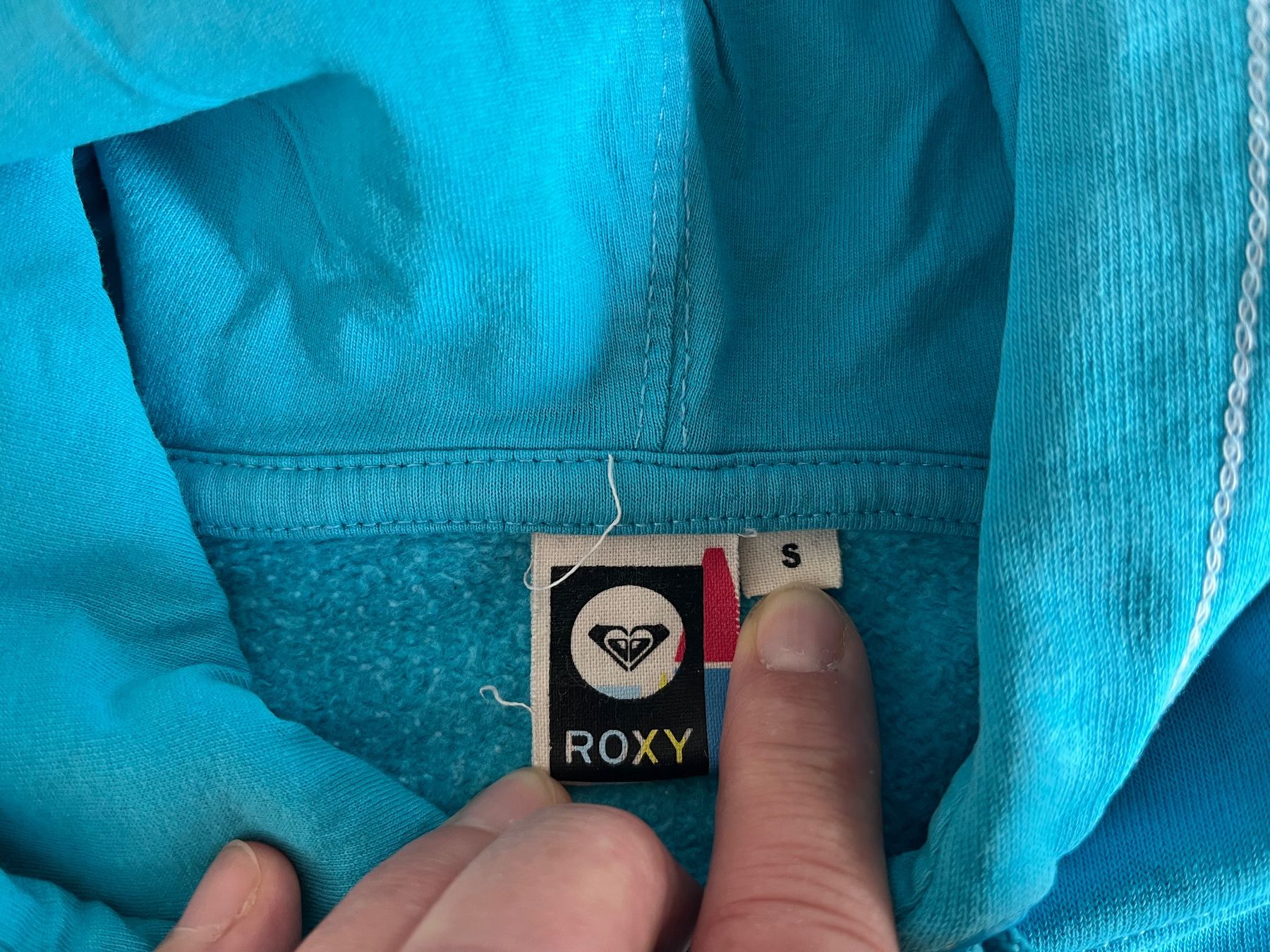 Roxy Maglioni & Felpe: Hoodie / Sweat à capuche Roxy taille S – Usato da Montalchez venduto da Azurea79 1