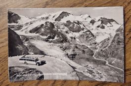 Sustenstrasse, Oldtimer Postauto 1948, n. Rolle, a.R. Koller