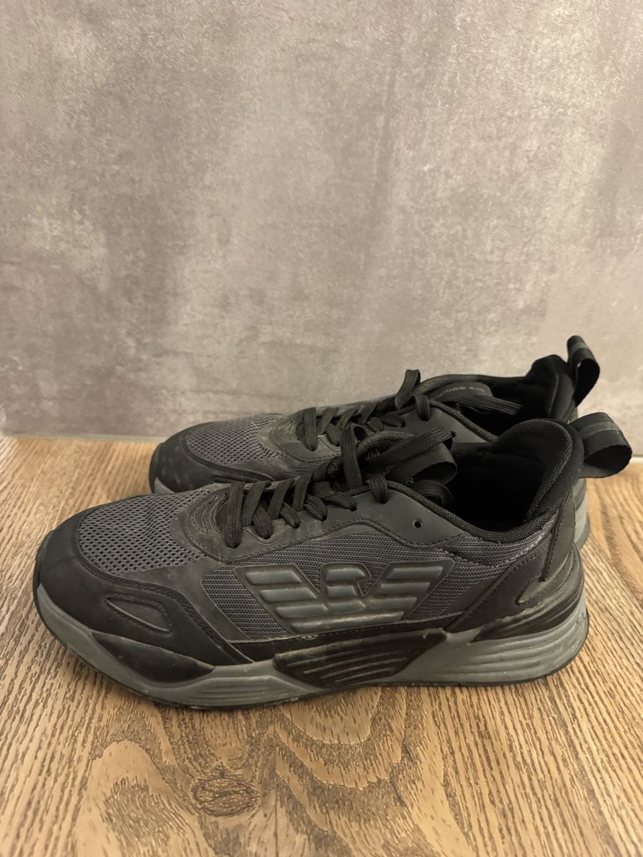 Armani Scarpe da uomo: Emporio armani sneaker – Usato da Sierre venduto da jen_w8vt 3