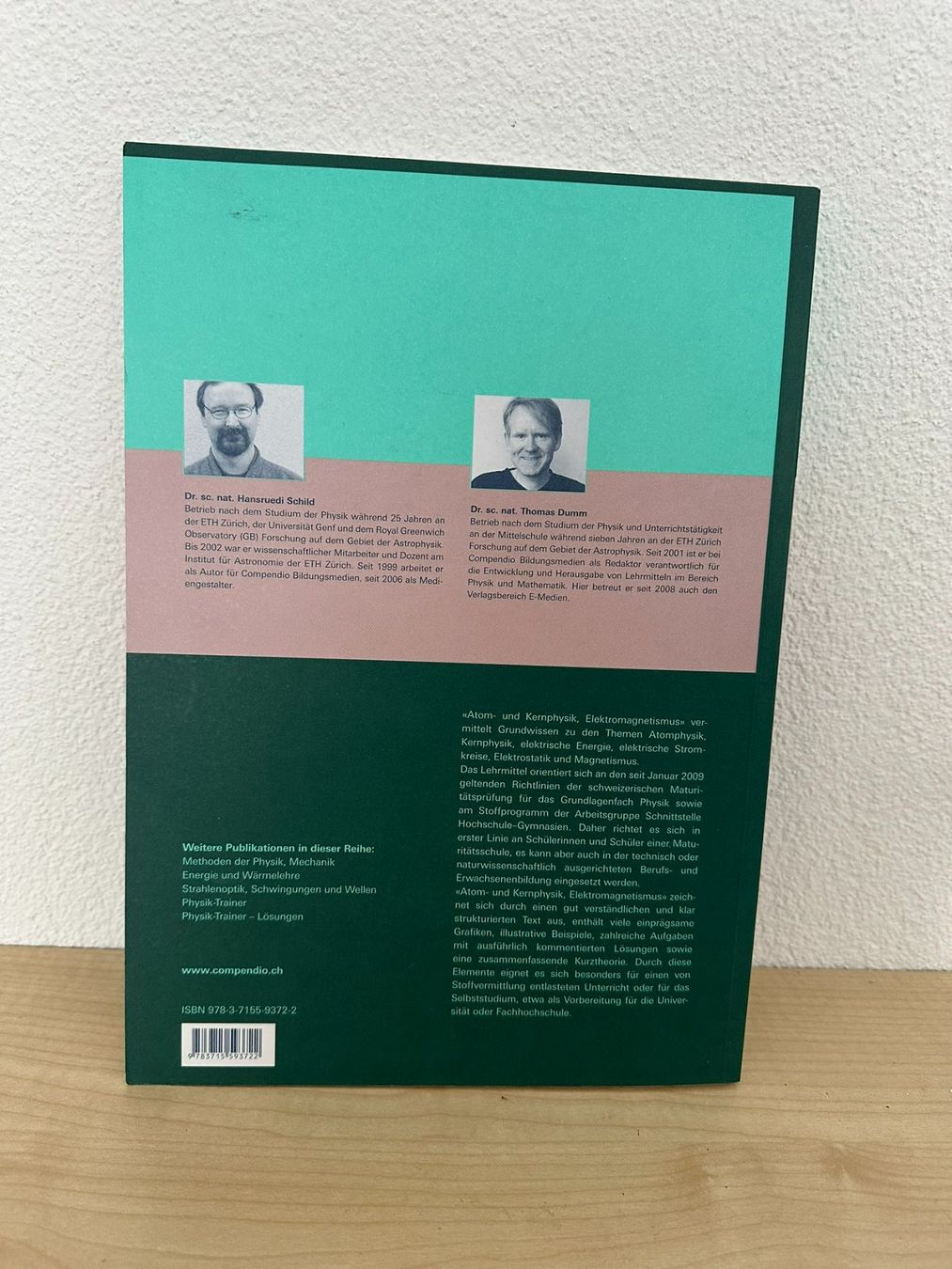 Libri: Atom- und Kernphysik, Elektromagnetismus – Usato da Rickenbach b. Wil venduto da Salsch 1